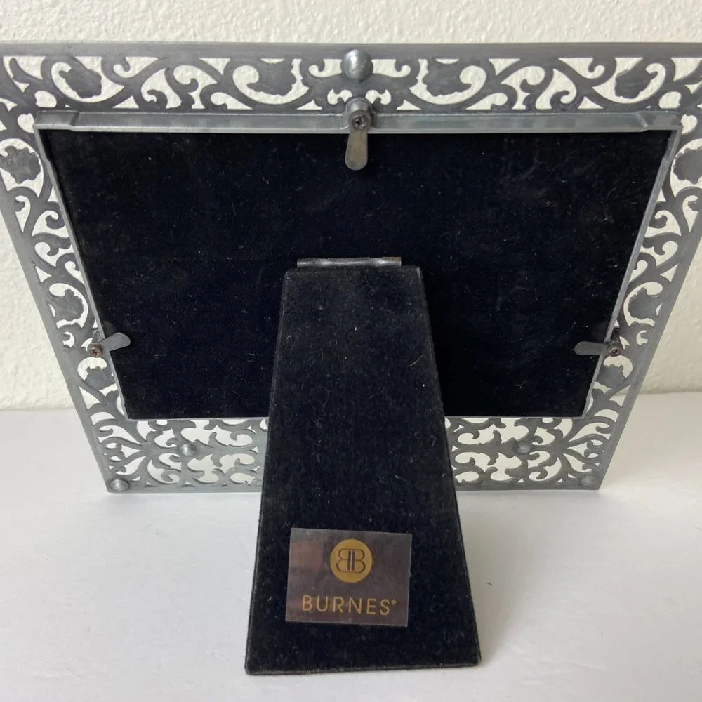 Burnes Metal Picture Photo Frame FRIENDS